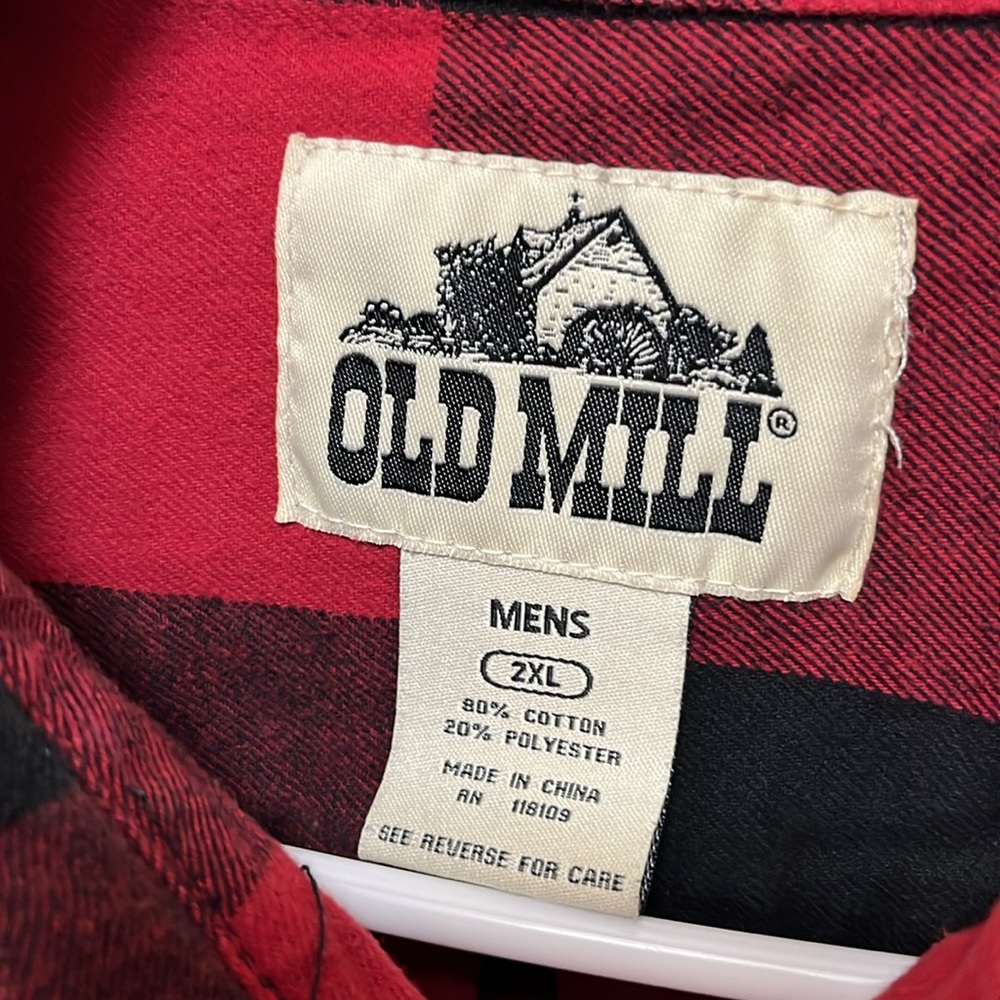 Old Mill Red and Black Plaid Men's Shirt 2XL - Picture 2 of 3